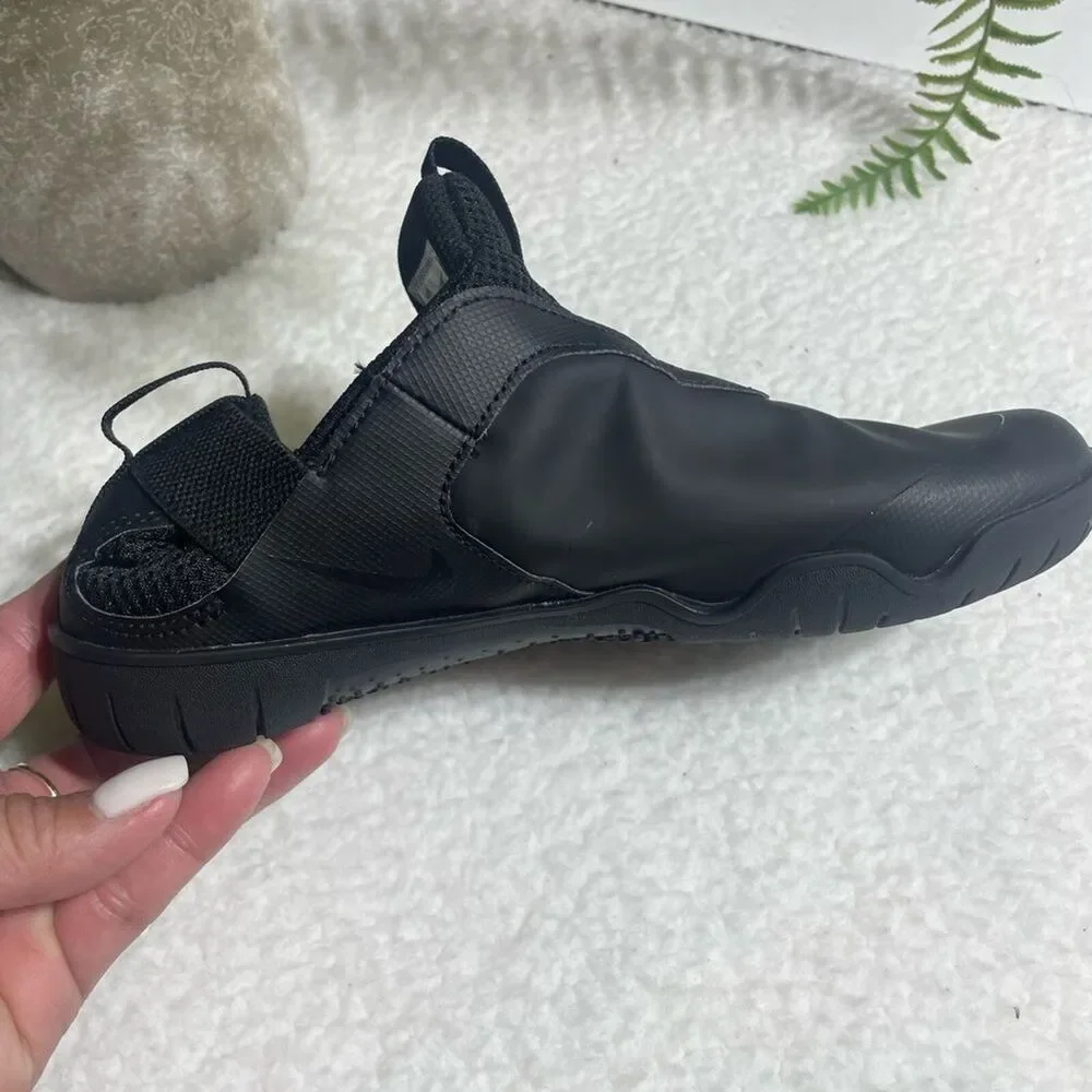 Nike Air Zoom Pulse shoes, size 4‎